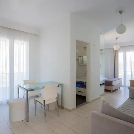Aparthotel Lefkothea 3*
