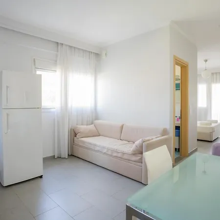 Aparthotel Lefkothea 3*