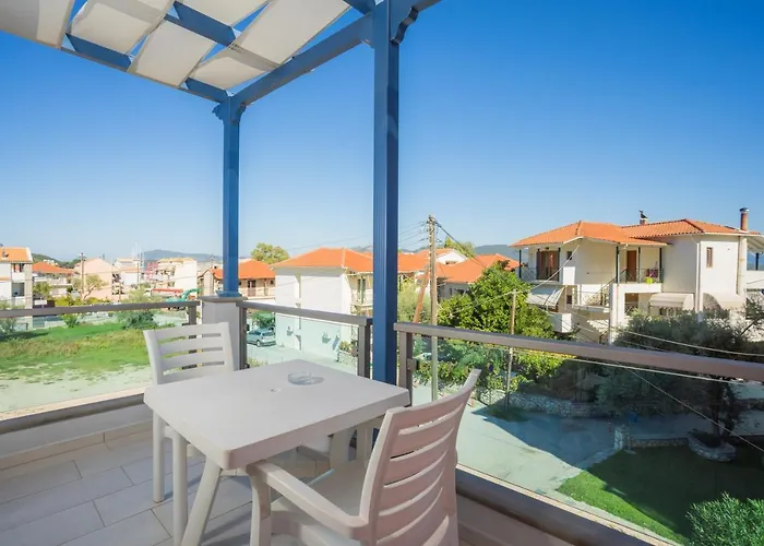 Apartmanhotel Lefkothea 3*