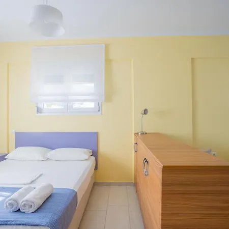 Apartmanhotel Lefkothea 3*