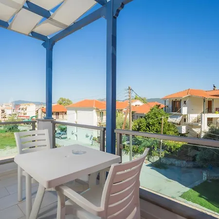 Aparthotel Lefkothea *
